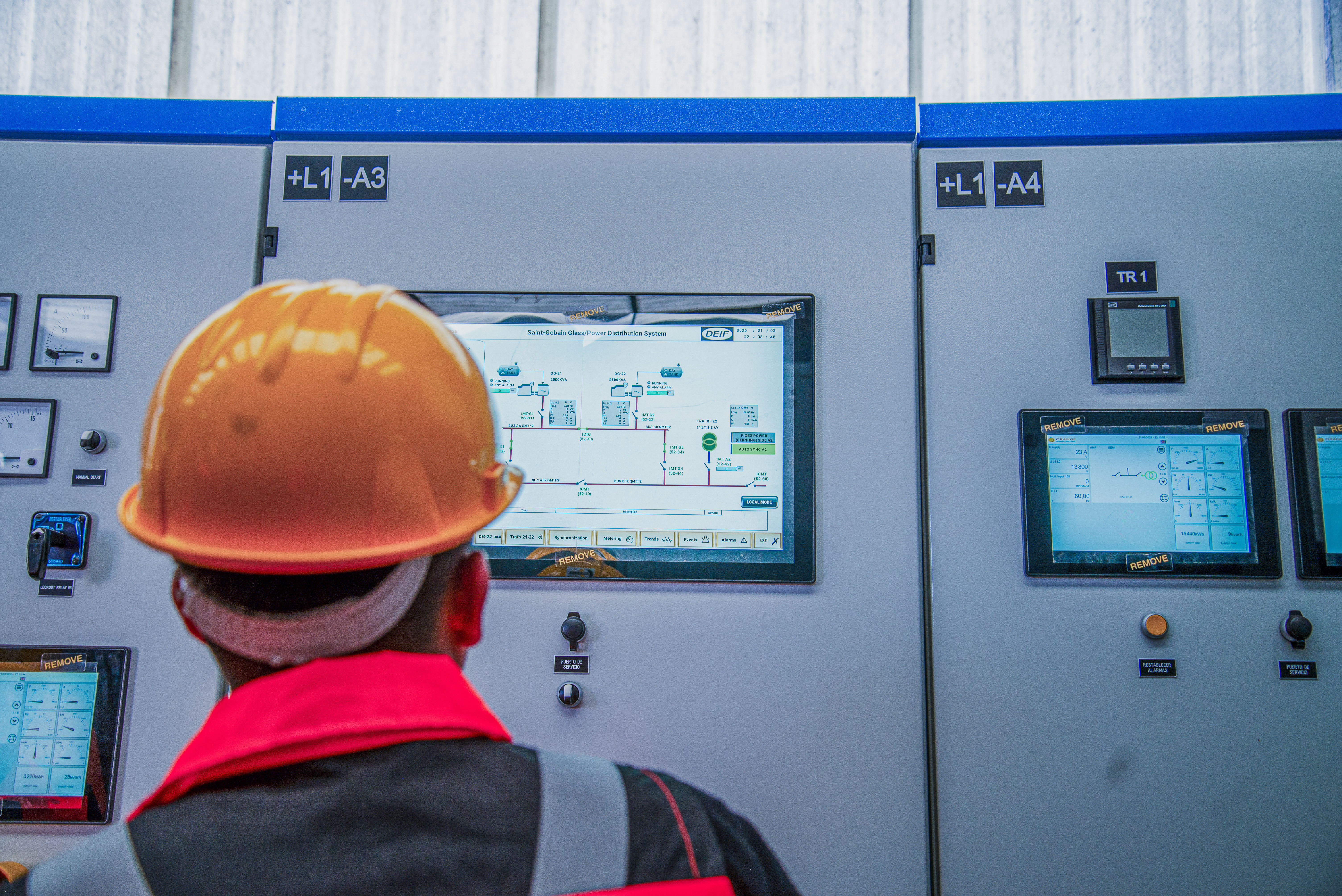 Implementación de sistemas de energía crítica en proyecto 4